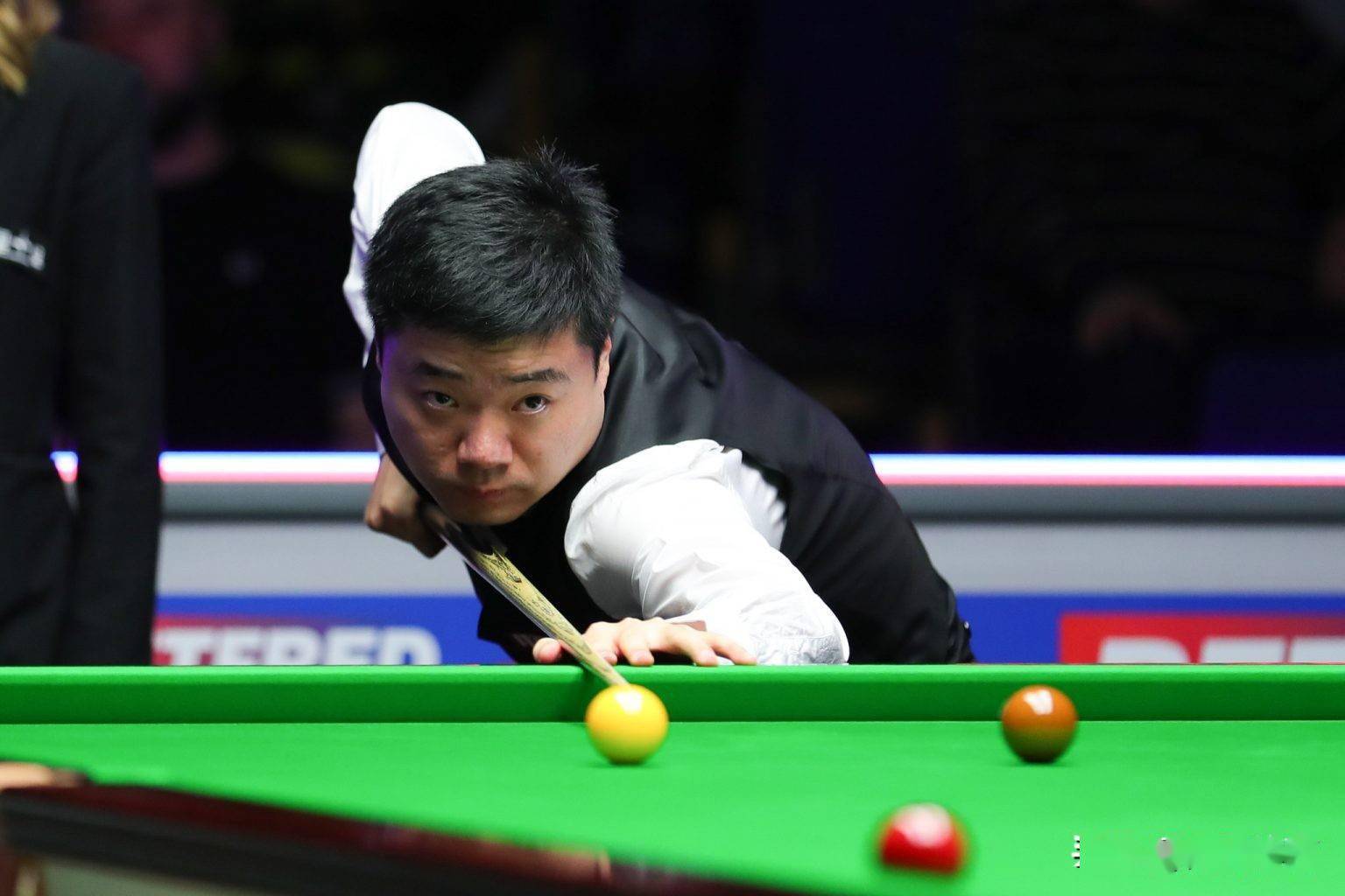 在接受采访 在接受采访