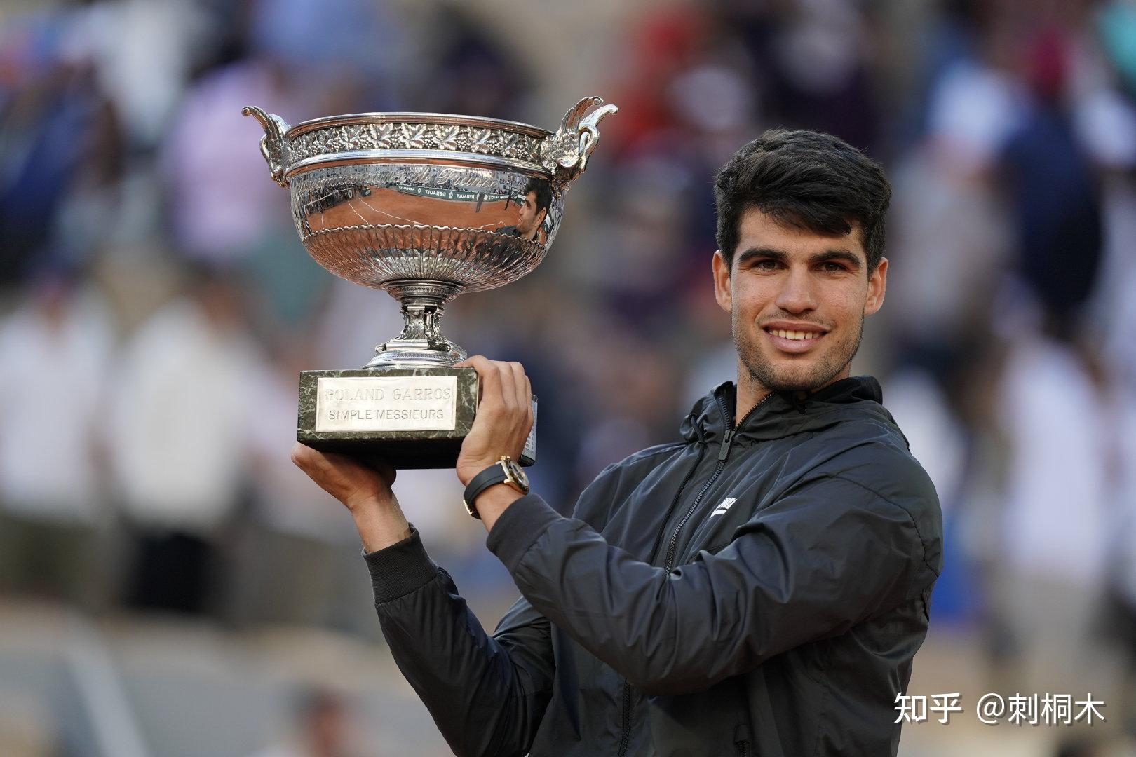 在现代足球 在现代足球