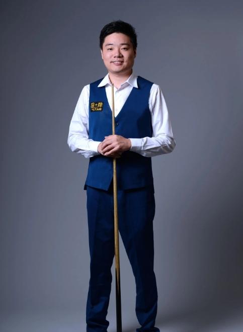 主场比赛中 主场比赛中