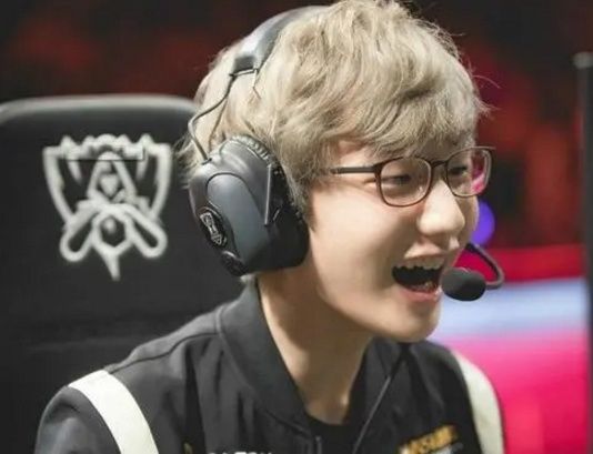 尤其是在攻 尤其是在攻