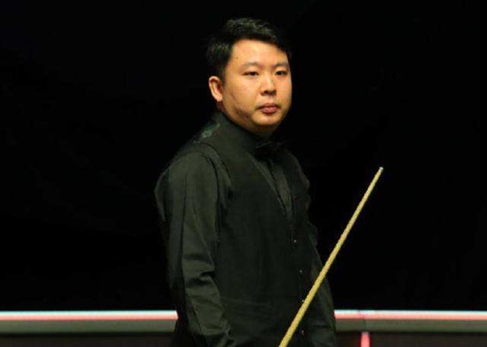 和蜡像互动 和蜡像互动