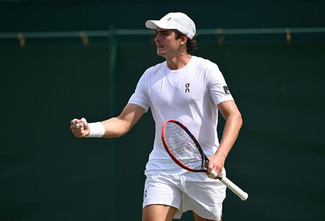 通过精准的 通过精准的