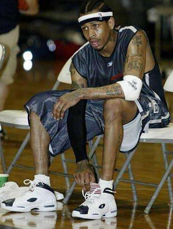 位与肘区策 位与肘区策